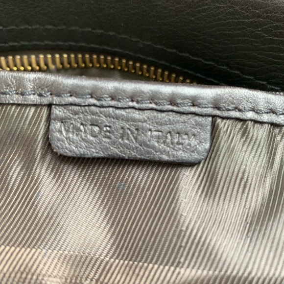 Authentic Burberry Bag - Picture 13 of 16